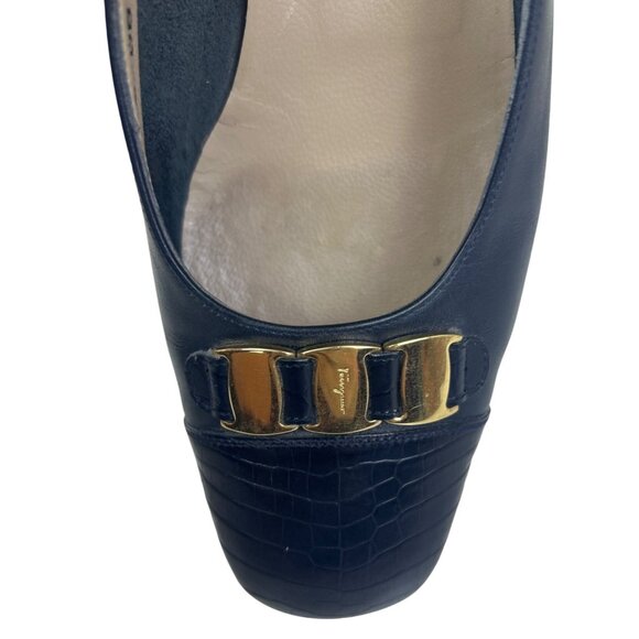 Salvatore Ferragamo Women’s 9.5B  Leather Pumps Croc Embossed Square Toe Gold - Picture 5 of 14